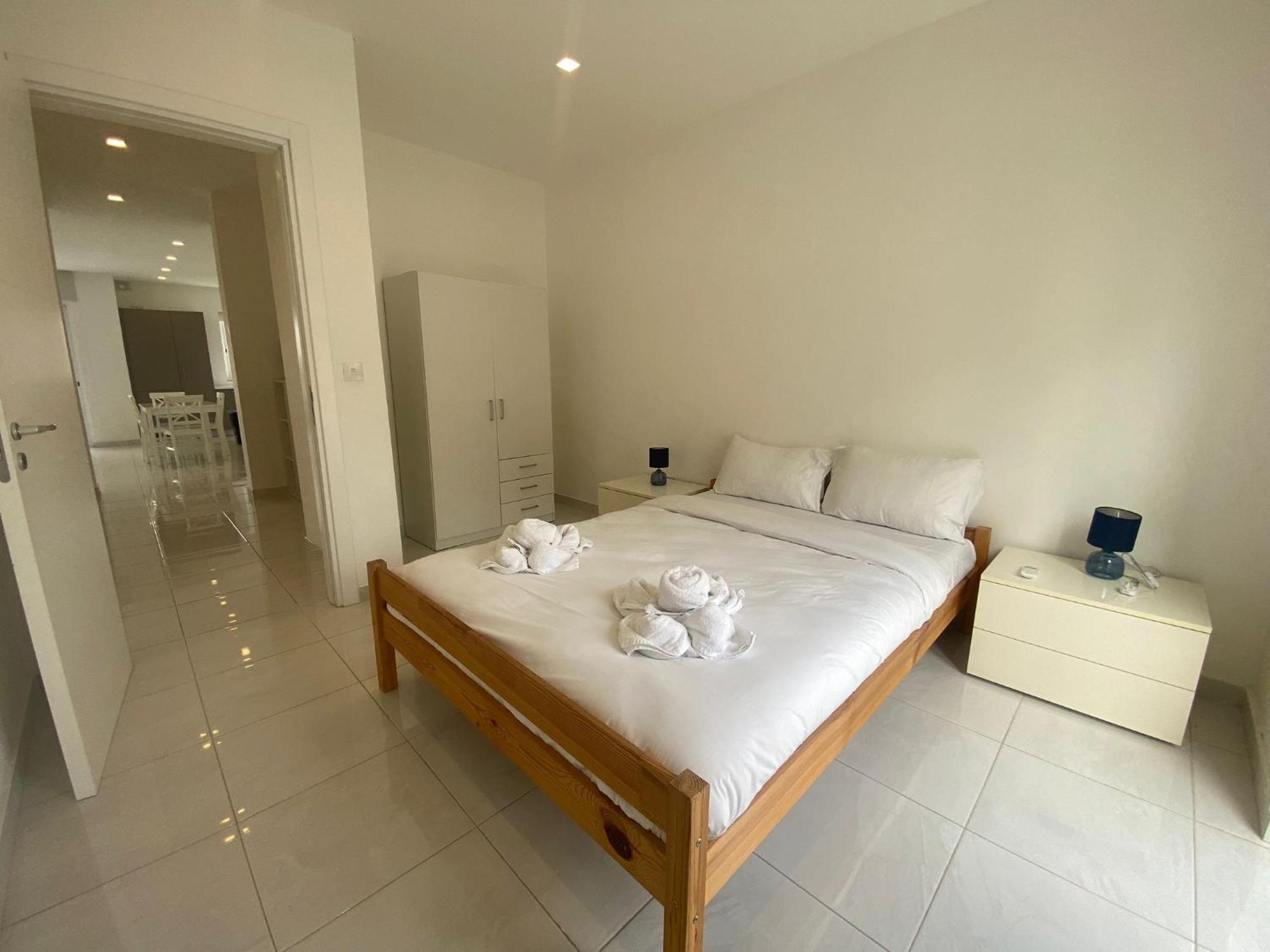 Spectacular Distant Seaview Apt Sliema Exterior foto
